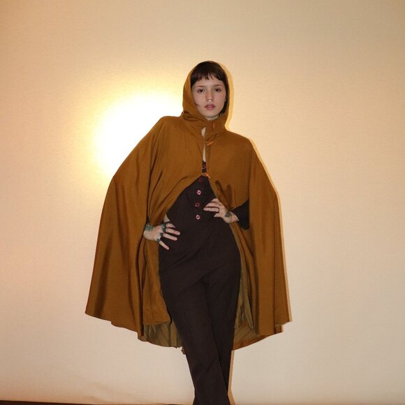Vintage Gold Cotton Lined Cape